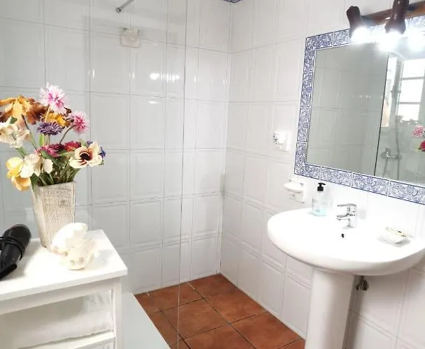 Apartamentoscasajulia Hébergement de vacances La Santa